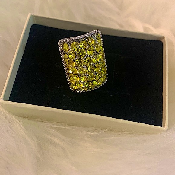 🔥 2 for 25$ / Yellow Sparkling Ring - Picture 1 of 7